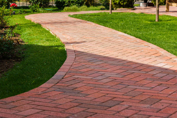 Best Driveway Pavers Contractor  in Griggsvle, IL